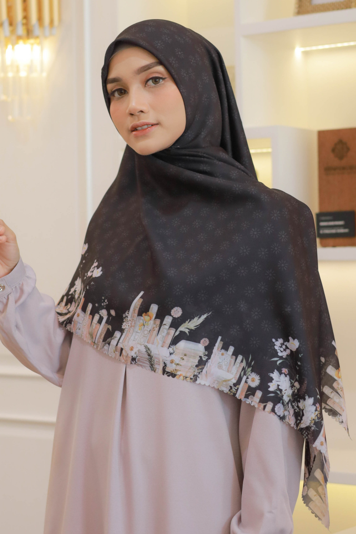 Zinnia JUMBO Mini Pattern- Scarf Square Premium Polycotton XL | Black - NM73.1