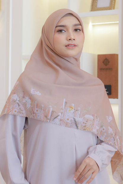Zinnia JUMBO Mini Pattern - Scarf Square Premium Polycotton XL | Caramel - NM73.2