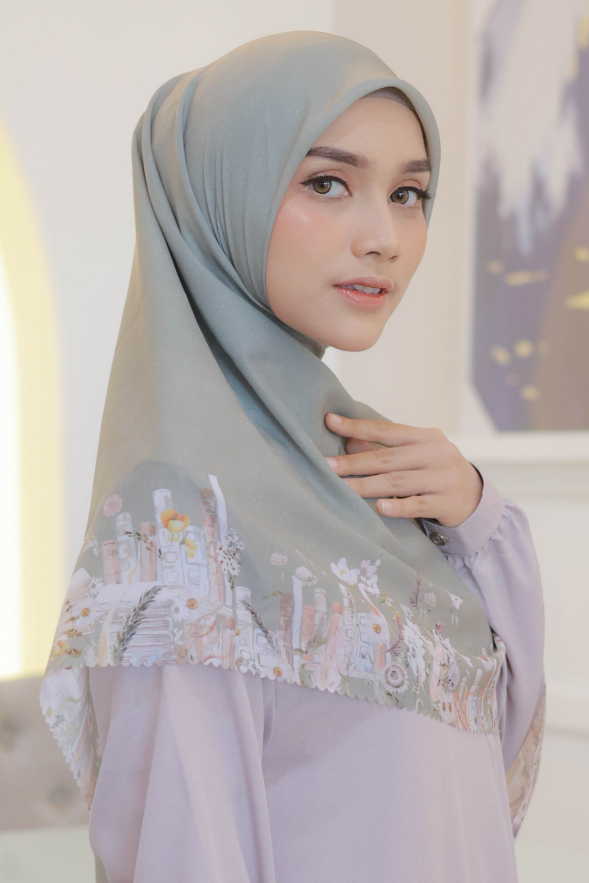 Zinnia JUMBO Mini Pattern - Scarf Square Premium Polycotton XL | Harvest Green - NM73.5