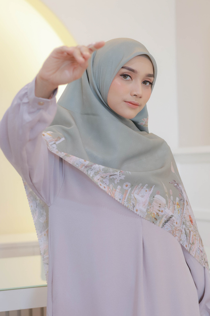 Zinnia JUMBO Mini Pattern - Scarf Square Premium Polycotton XL | Harvest Green - NM73.5