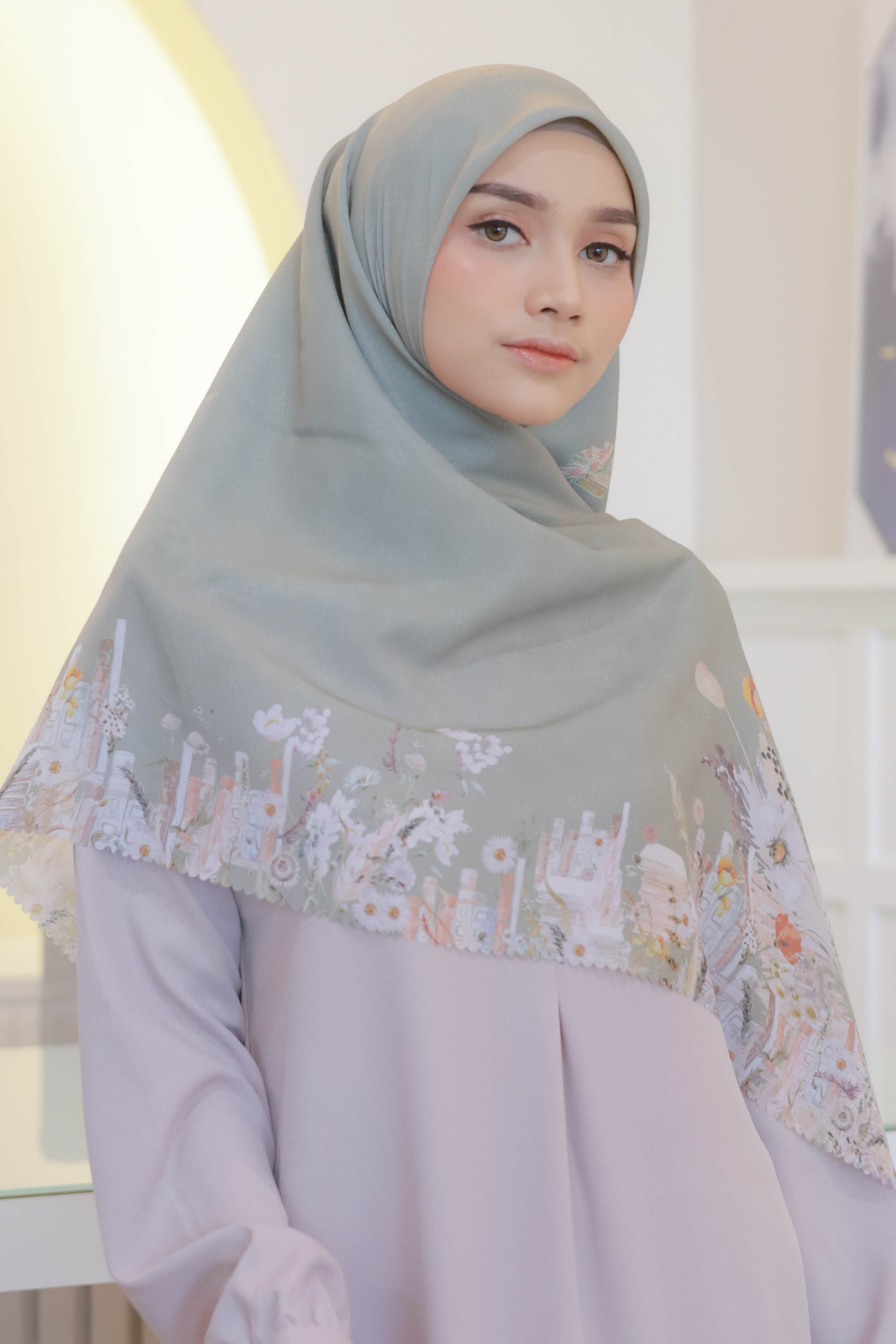 Zinnia JUMBO Mini Pattern - Scarf Square Premium Polycotton XL | Harvest Green - NM73.5