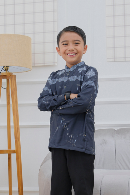 [CLEARANCE SALE] Koko Anak Orchid Series - OC10.4 Navy