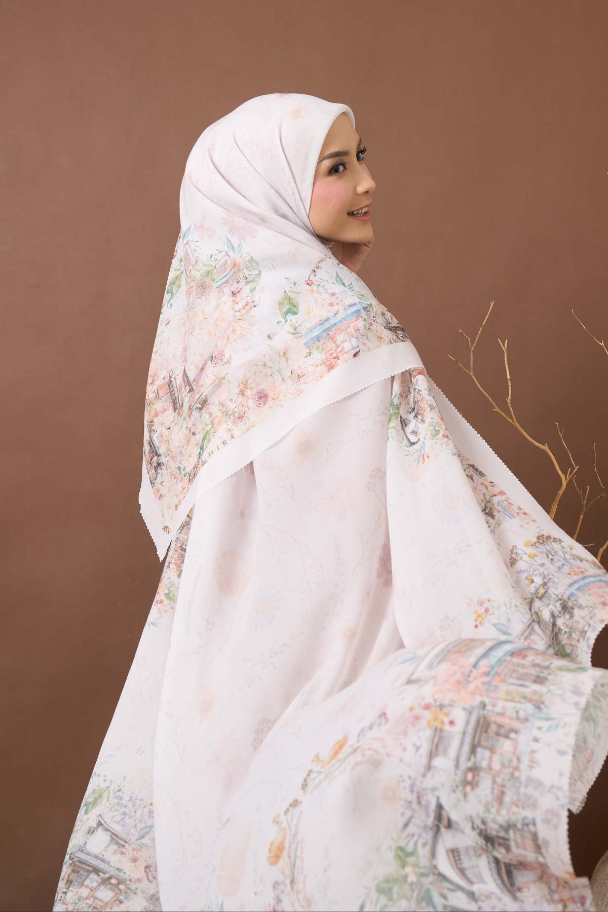[ BUY 3 GET 1 FREE HIJAB ] Ohayo Scarf - Yuki White
