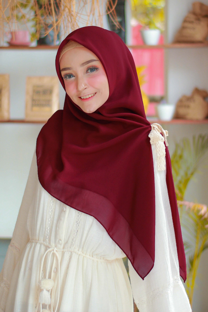 Instan Fiora - PR88.3 Maroon