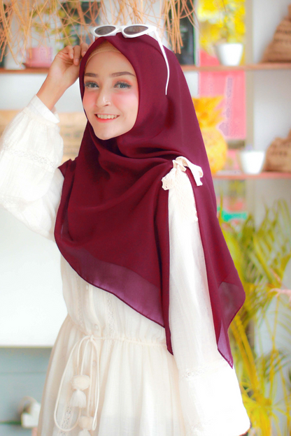 Instan Fiora - PR88.3 Maroon