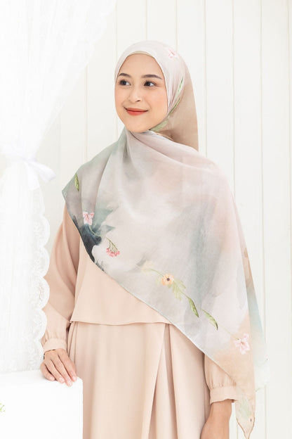 Pashmina Lynn - YC34.12 YV34.12 Dreamy