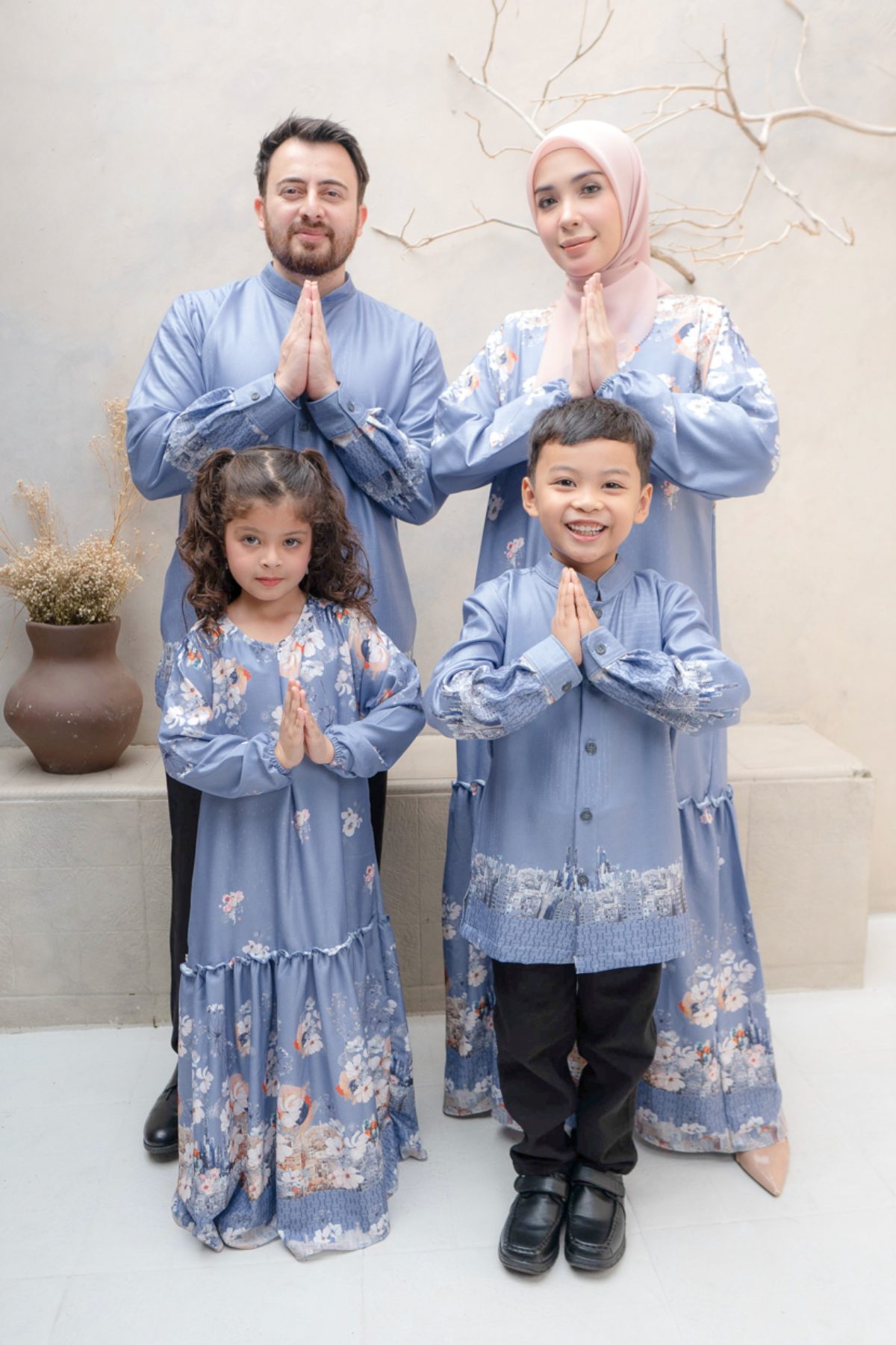 Family Set Riuh Kota Series - Semua Warna