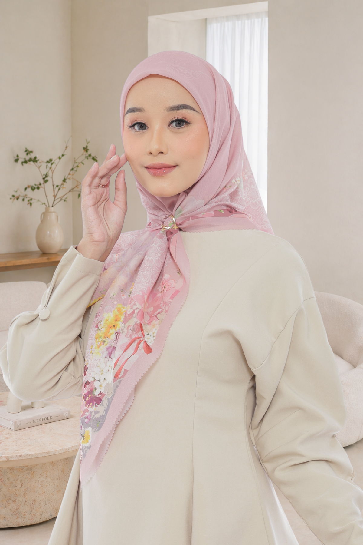 Leaf Rahma Scarf - AM31.6 AC31.6 HJ31.6 Rose
