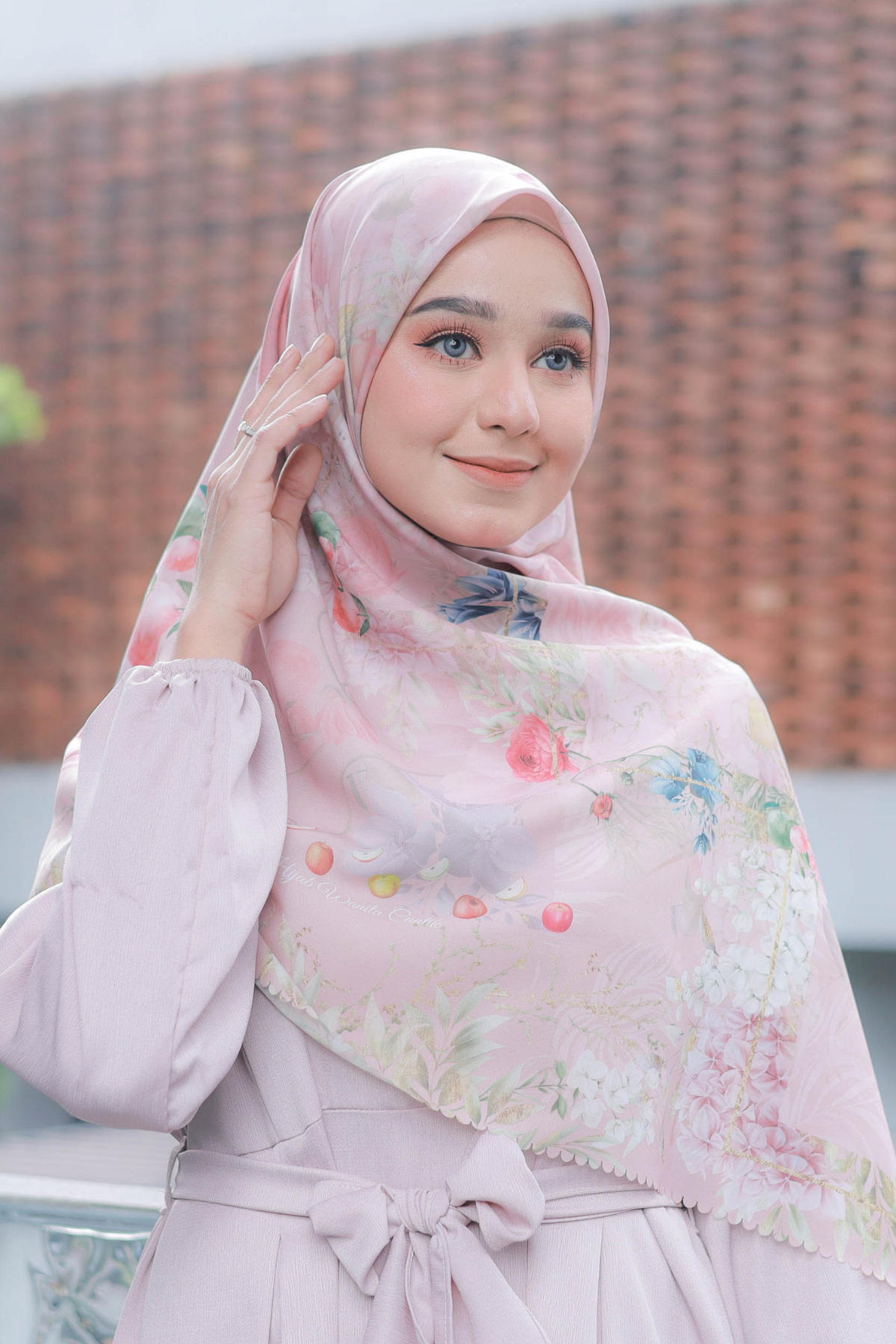 Apple - Scarf Square Premium Polycotton XL - Blush Pink - SPA3.10