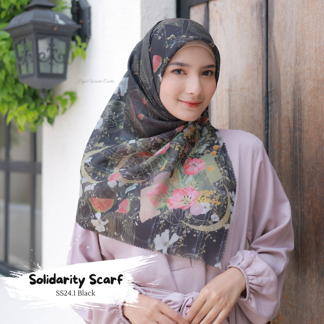 Solidarity Scarf - SS24.1 Black