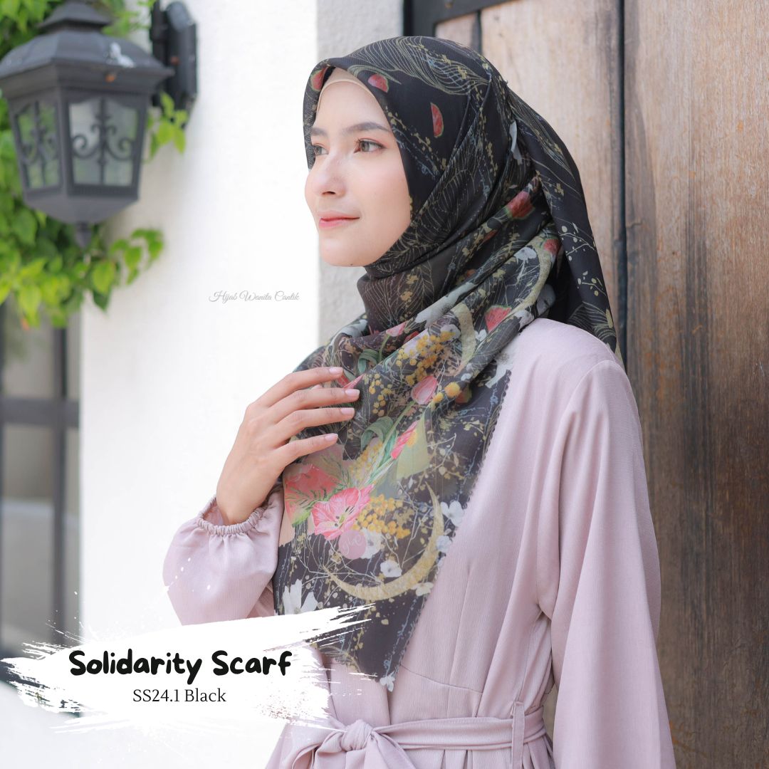 Solidarity Scarf - SS24.1 Black