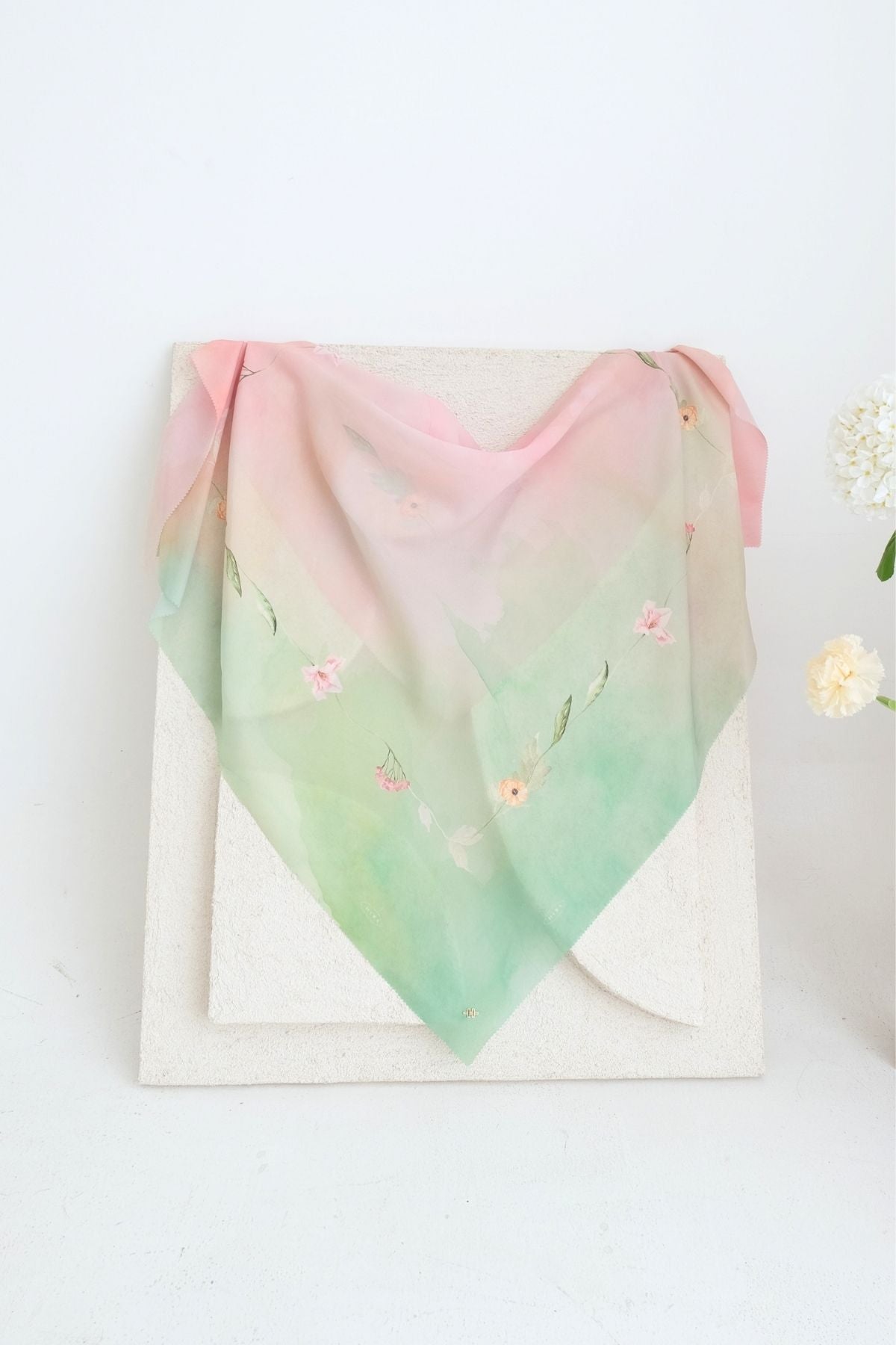 Lynn Scarf - AY34.8 AL34.8 AJ34.8 Breeze