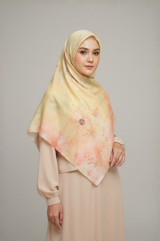 Lynn Scarf - AY34.10 AL34.10 AJ34.10 Butter Yellow
