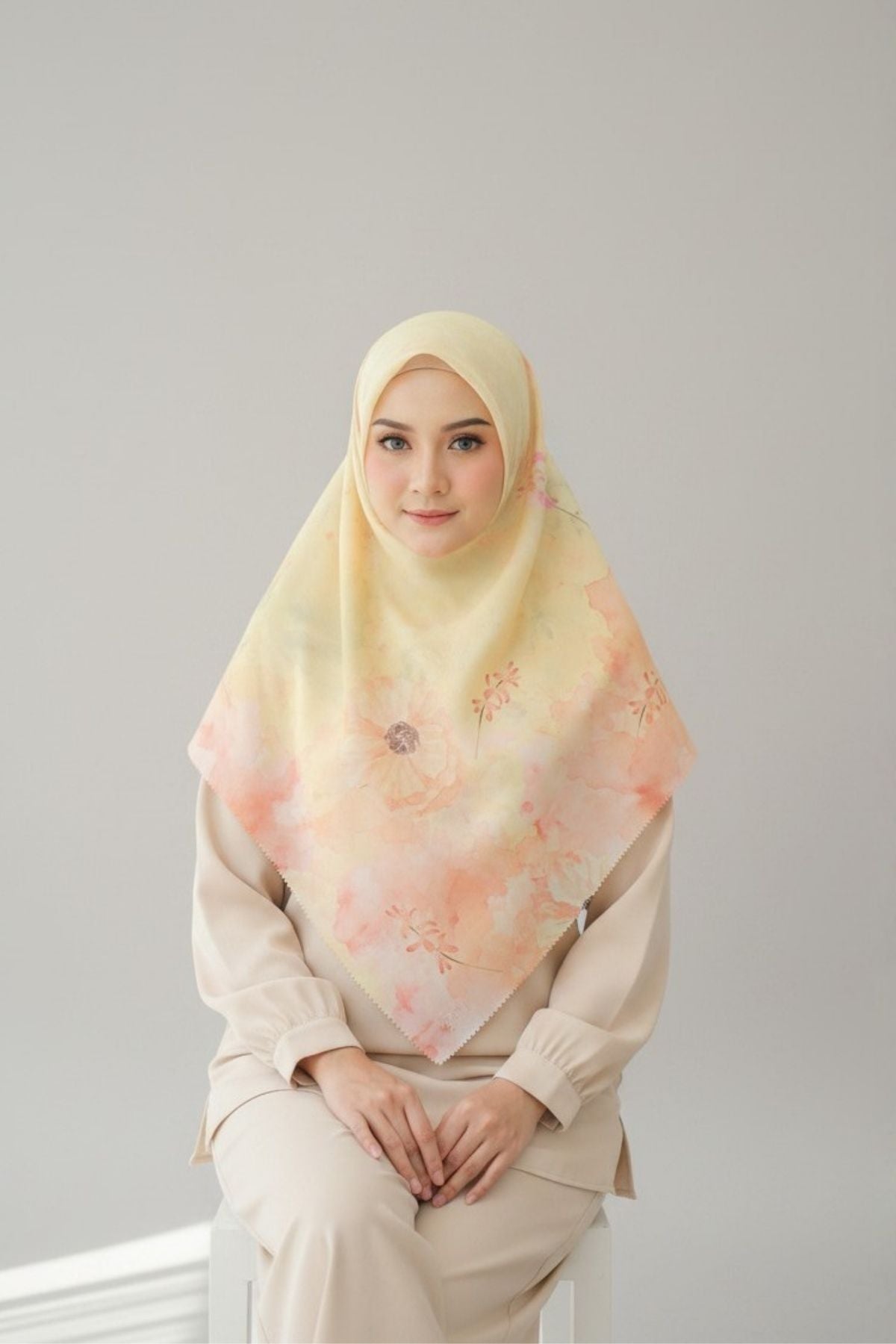 Lynn Scarf - AY34.10 AL34.10 AJ34.10 Butter Yellow