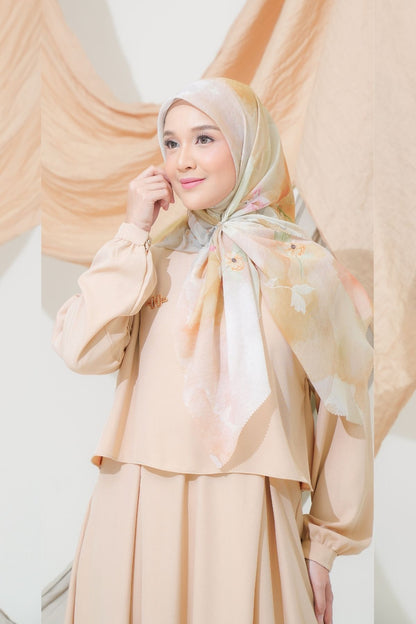Lynn Scarf - AY34.11 AL34.11 AJ34.11 Moon