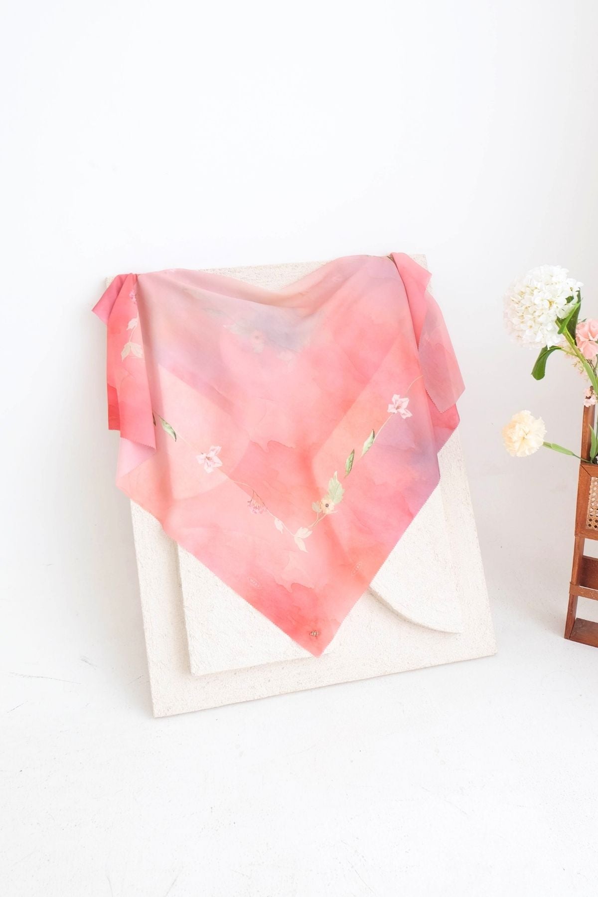 Lynn Scarf - AY34.2 AL34.2 AJ34.2 Red