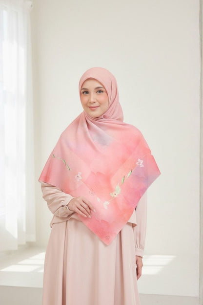 Lynn Scarf - AY34.2 AL34.2 AJ34.2 Red