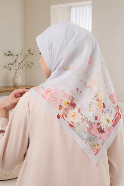 Leaf Rahma Scarf - AM31.8 AC31.8 HJ31.8 Silver