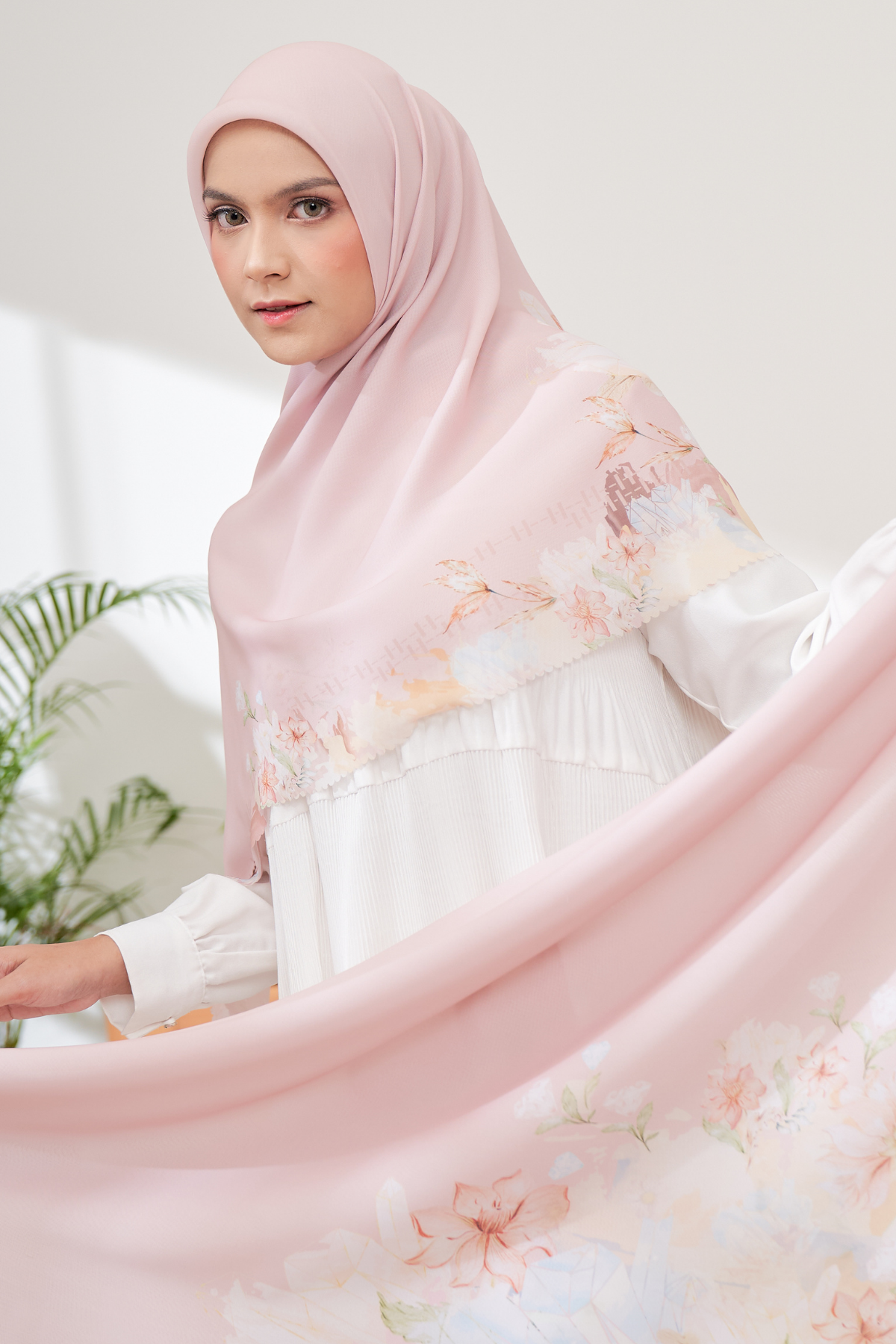 Diamond - Scarf Square Premium Polycotton XL | Sweet Pink - JN07.8