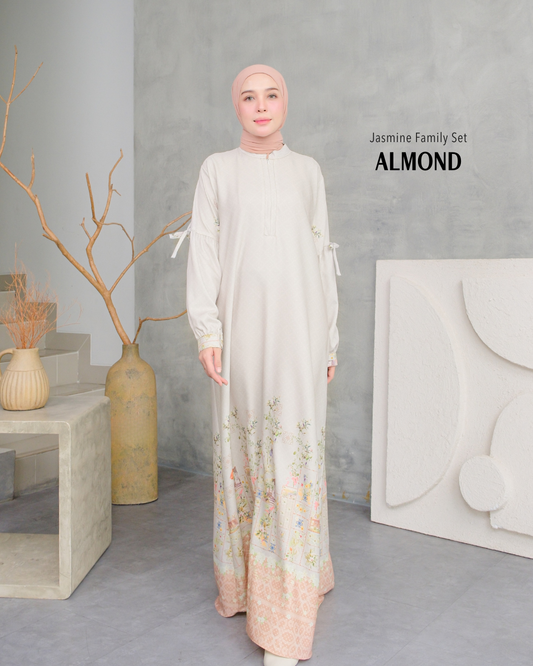 Jasmine Dress - Almond
