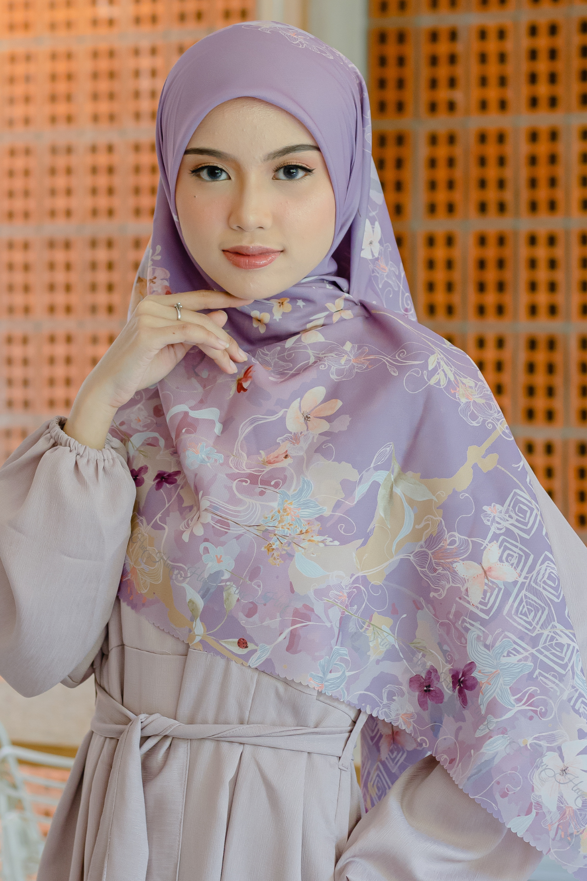 [ BUY 3 GET 1 FREE HIJAB ] Verbena - Scarf Square Premium Polycotton XL - Mangostine - VJ26.10