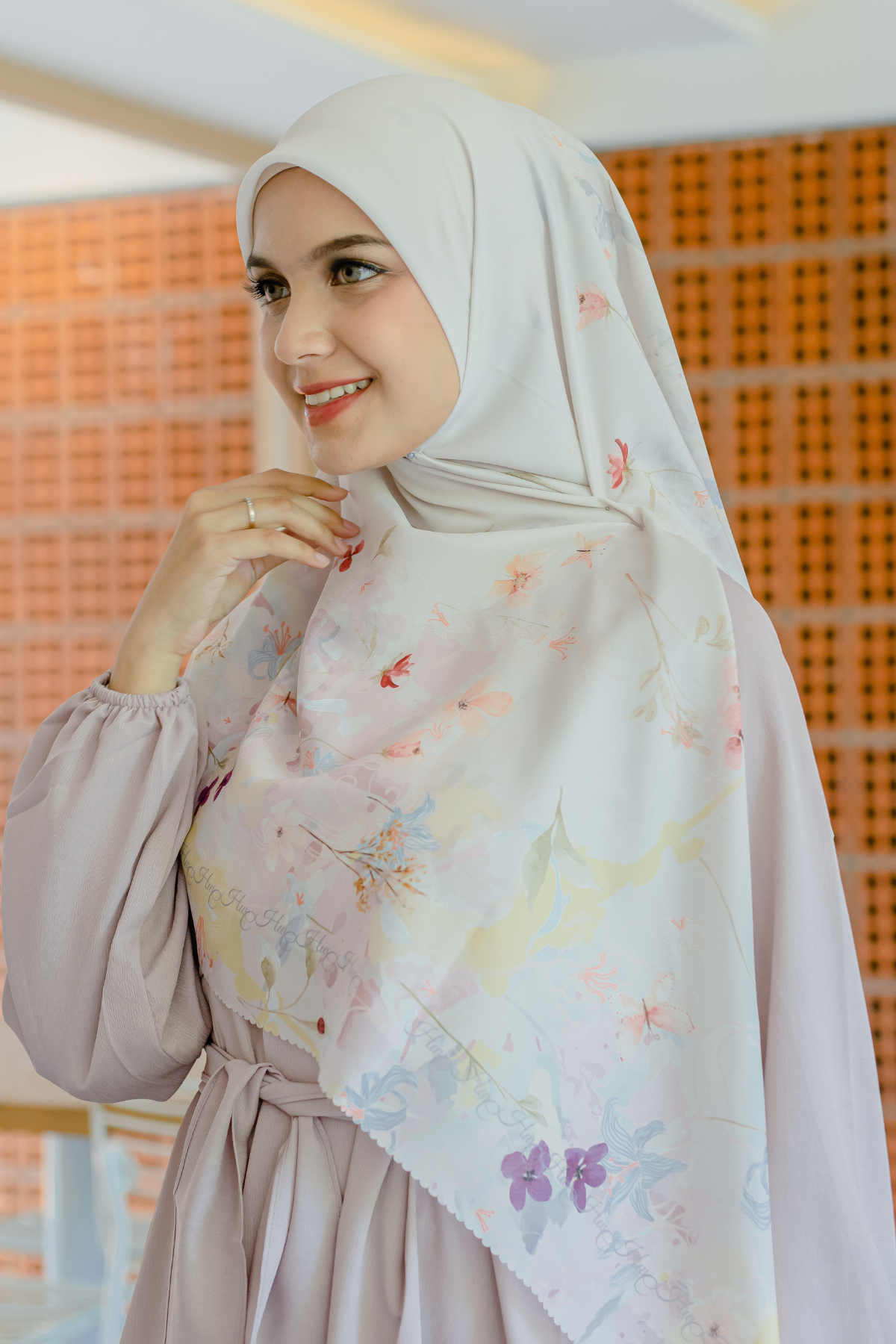 [ BUY 3 GET 1 FREE HIJAB ] Verbena - Scarf Square Premium Polycotton XL - Buttercream - VJ26.14