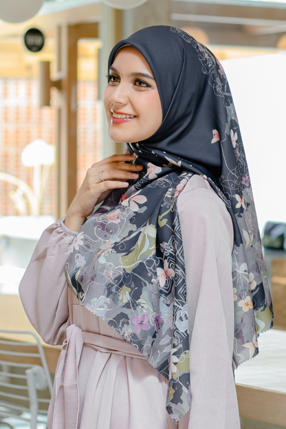[ BUY 3 GET 1 FREE HIJAB ] Verbena - Scarf Square Premium Polycotton XL - Black - VJ26.1
