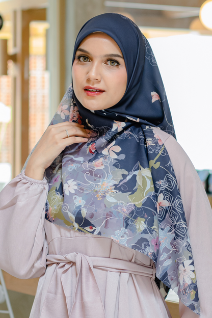[ BUY 3 GET 1 FREE HIJAB ] Verbena - Scarf Square Premium Polycotton XL - Navy -  VJ26.2