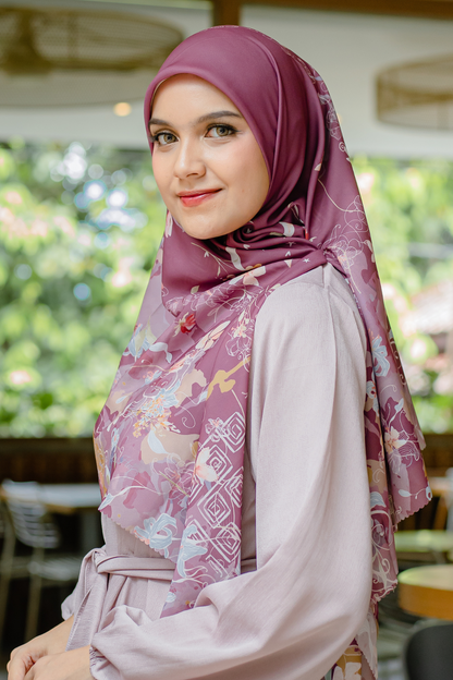 [ BUY 3 GET 1 FREE HIJAB ] Verbena - Scarf Square Premium Polycotton XL -  Maroon - VJ26.3