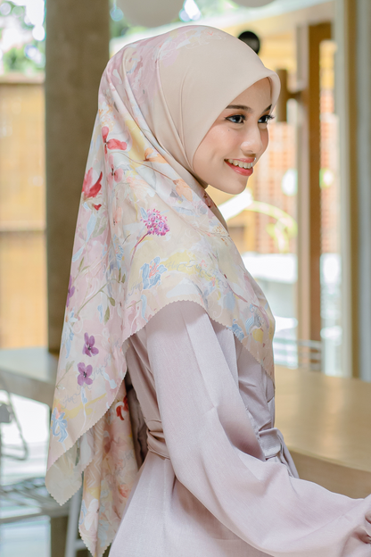 [ BUY 3 GET 1 FREE HIJAB ] Verbena - Scarf Square Premium Polycotton XL - Sand - VJ26.5