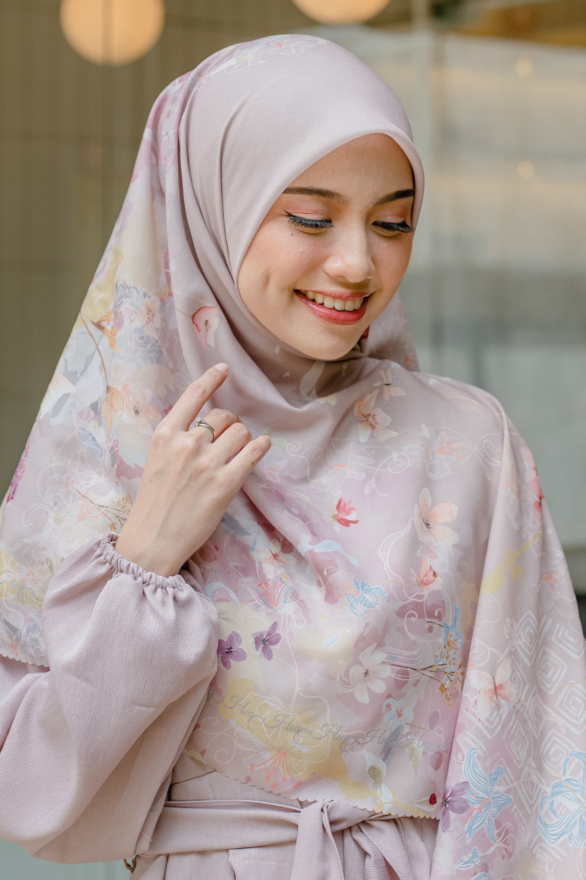 [ BUY 3 GET 1 FREE HIJAB ] Verbena - Scarf Square Premium Polycotton XL - Peach - VJ26.8
