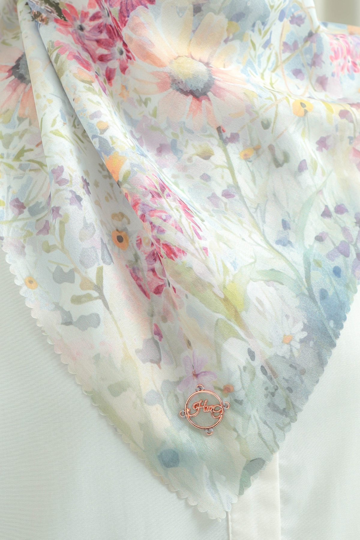[ BUY 3 GET 1 FREE HIJAB ] Verbena - Scarf Square British Voal - Grey - VR26.12