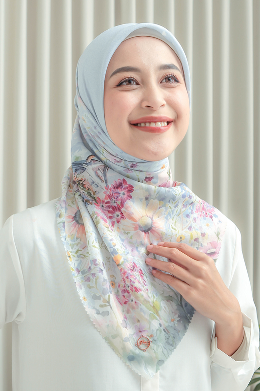 [ BUY 3 GET 1 FREE HIJAB ] Verbena - Scarf Square British Voal - Grey - VR26.12