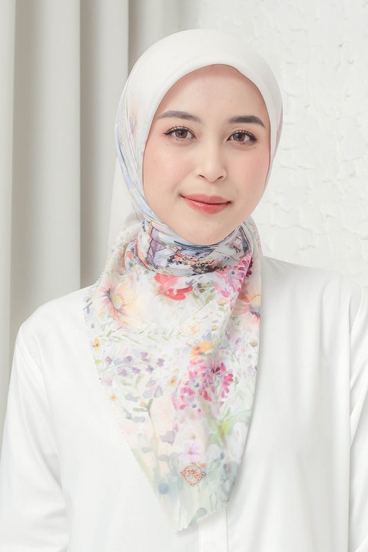 [ BUY 3 GET 1 FREE HIJAB ] Verbena - Scarf Square British Voal - Buttercream - VR26.14