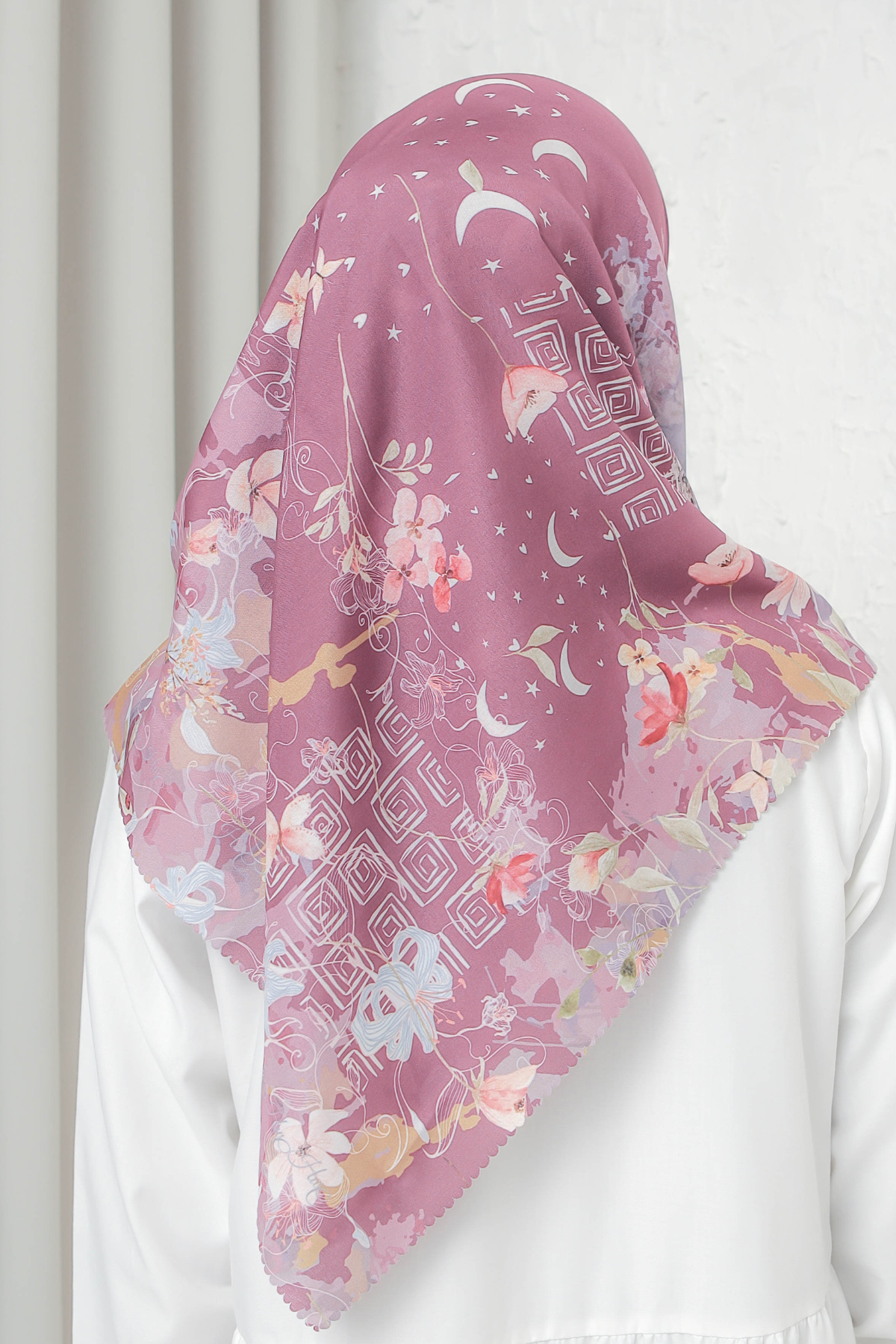 [ BUY 3 GET 1 FREE HIJAB ] Verbena - Scarf Square British Voal - Maroon - VR26.3