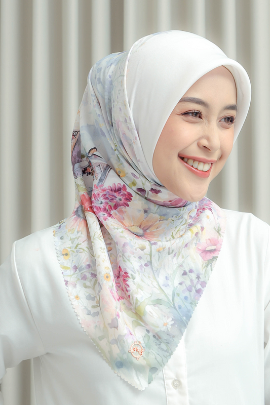 [ BUY 3 GET 1 FREE HIJAB ] Verbena - Scarf Square British Voal - Snow White - VR26.4