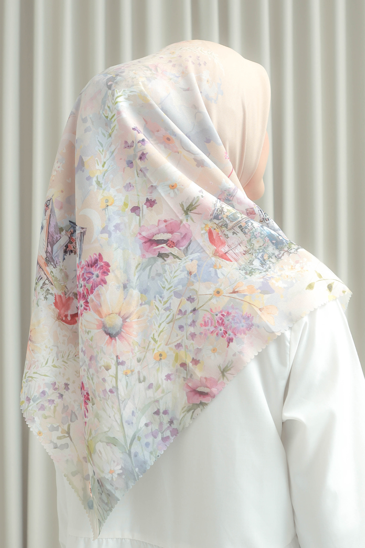 [ BUY 3 GET 1 FREE HIJAB ] Verbena - Scarf Square British Voal - Sand - VR26.5