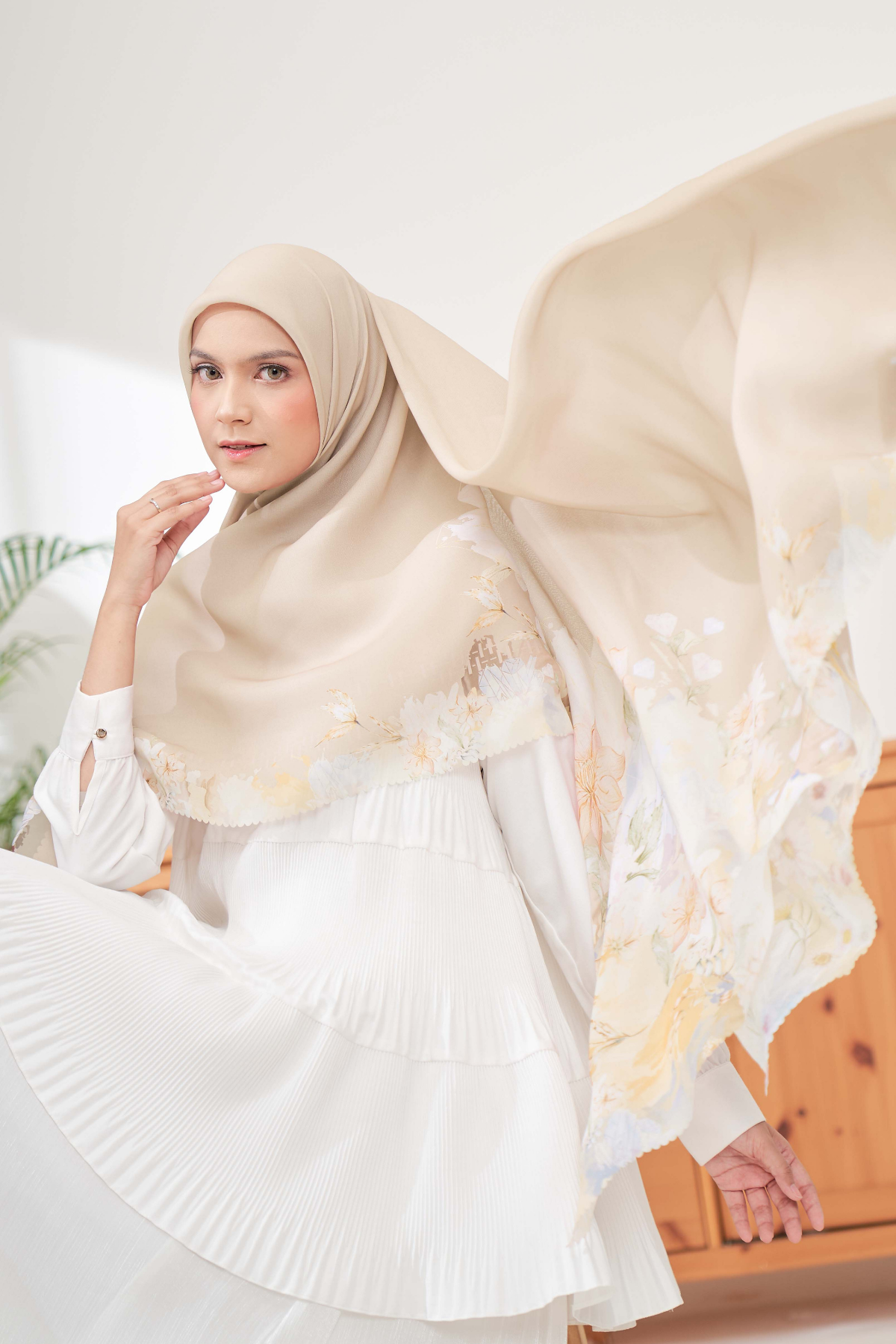 Diamond - Scarf Square Premium Polycotton XL | Warm Beige - JN07.10