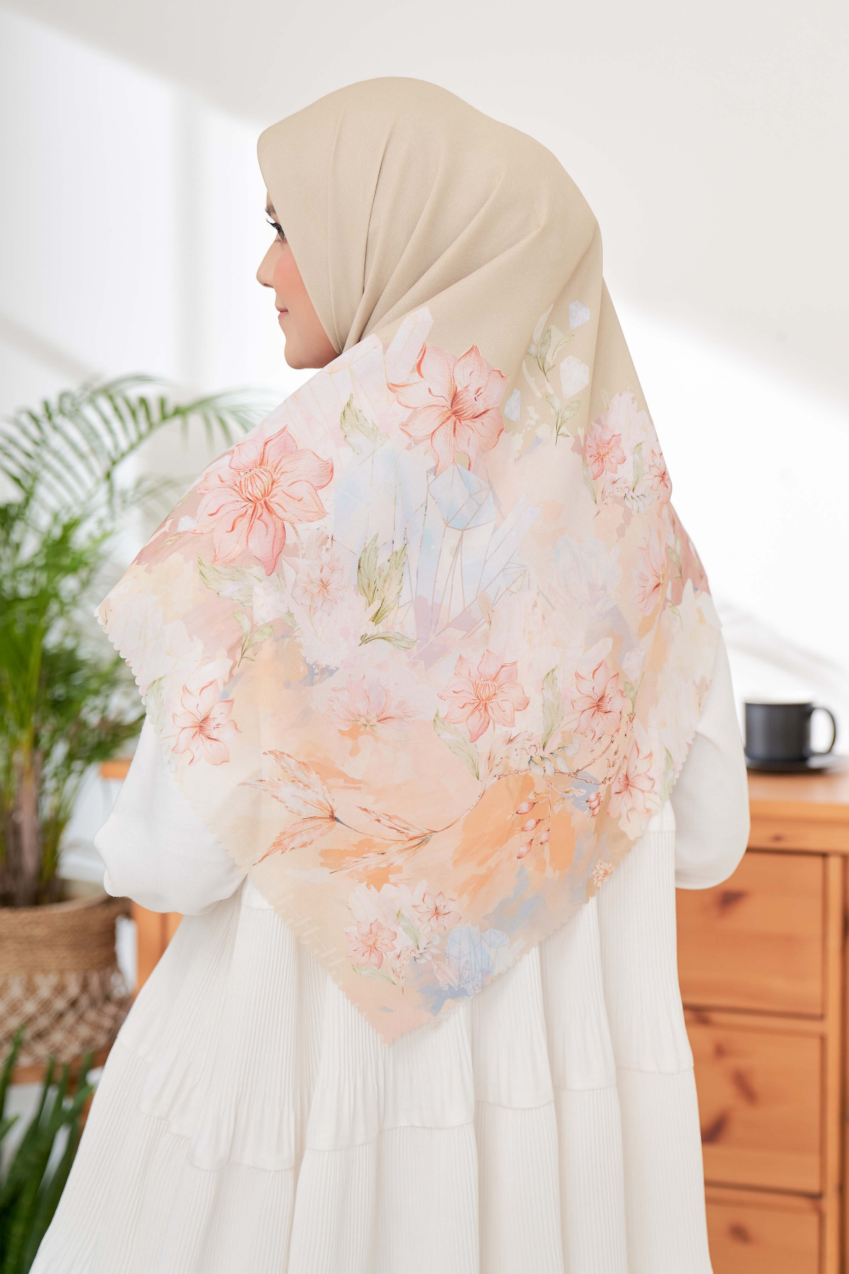 Diamond - Scarf Square Premium Polycotton XL | Warm Beige - JN07.10
