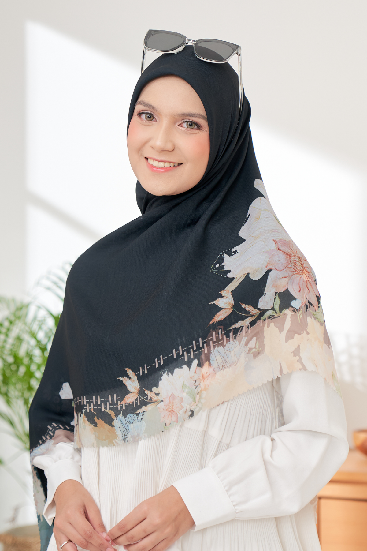 Diamond - Scarf Square Premium Polycotton XL | Black - JN07.1