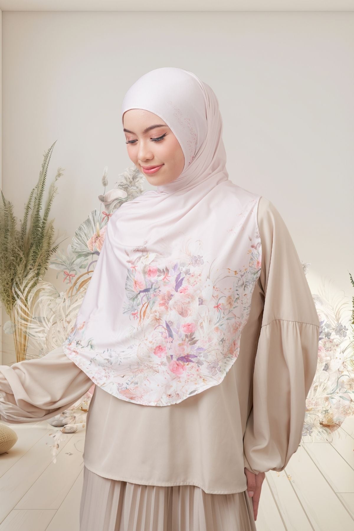 Runa Emily - RE46.10 Cream