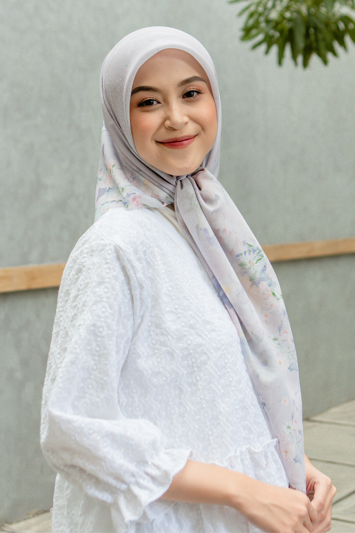 Dahlia - Scarf Square British Voal | Silky Pink - LIA7.13