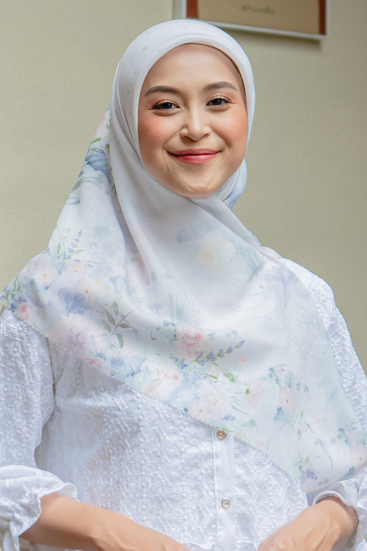 Dahlia - Scarf Square British Voal | Winter White - LIA7.2