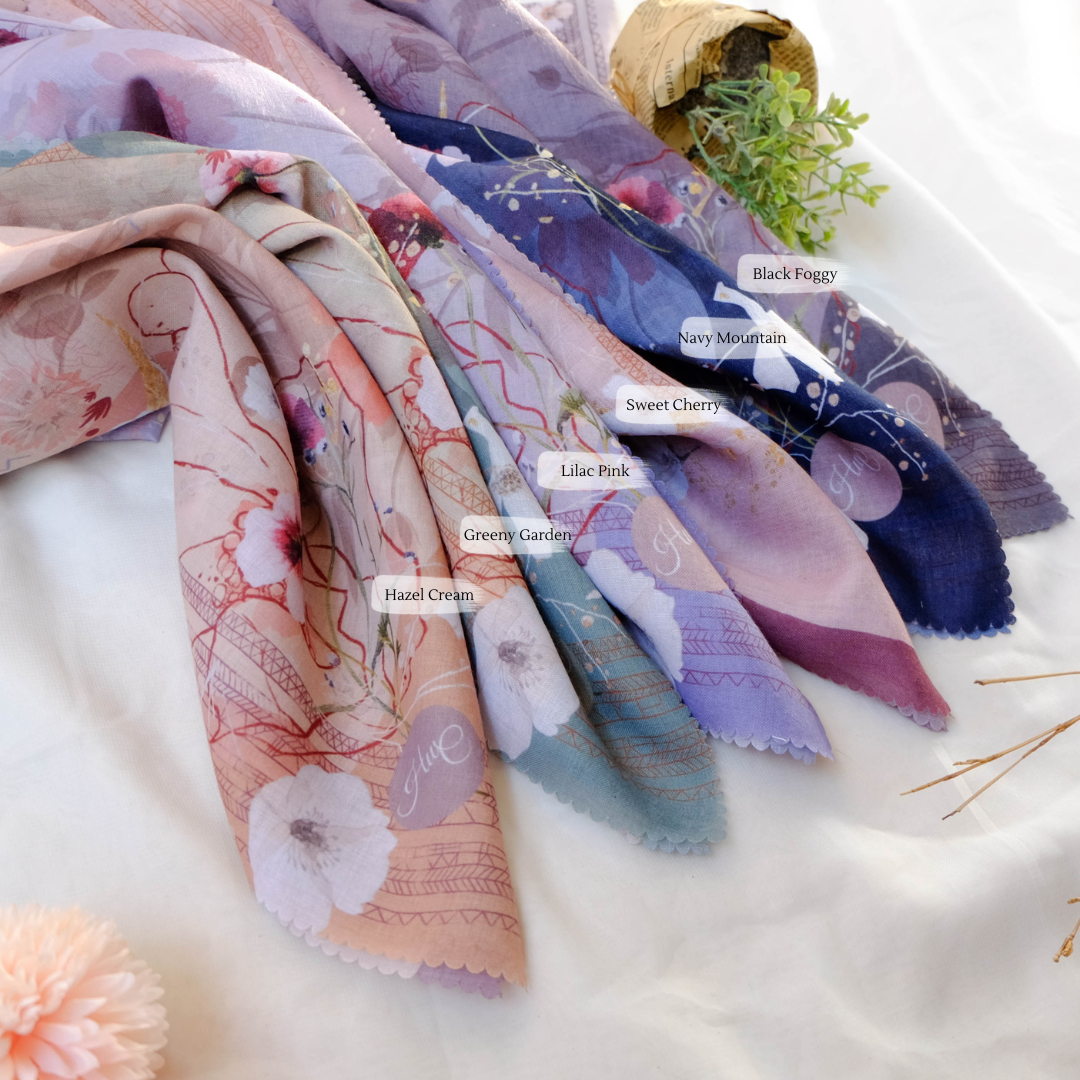 Segiempat Poppy Scarf - PY71.4 Hazel Cream