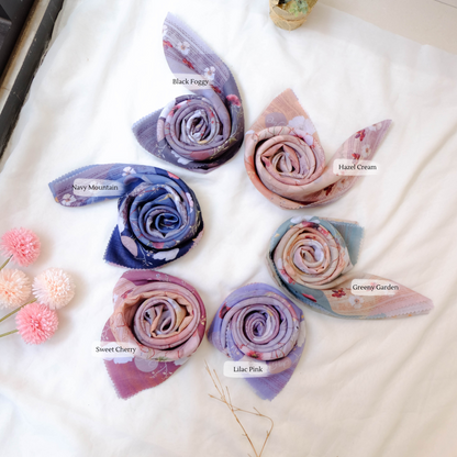 Segiempat Poppy Scarf - PY71.4 Hazel Cream