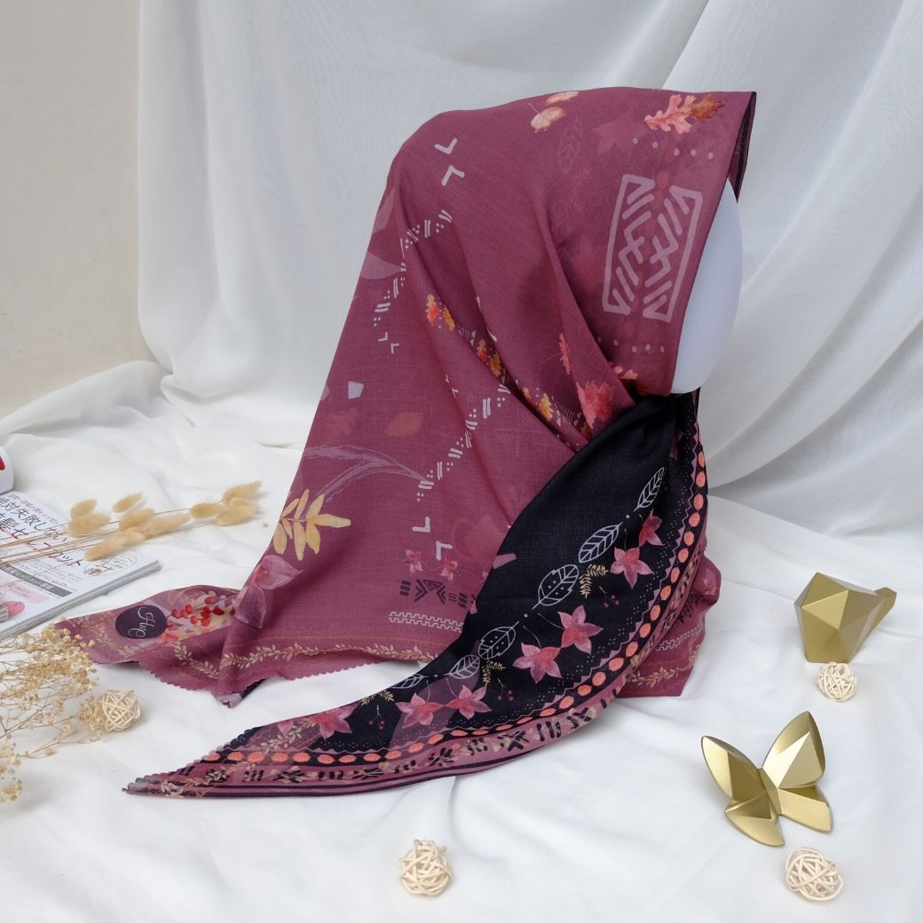 Segiempat Lamina Scarf  - NA12.1 Berry