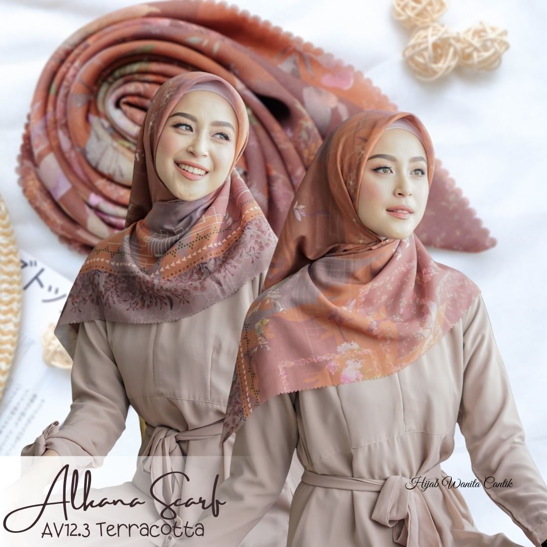 Segiempat Alkana Scarf -  AV12.3 Terracotta