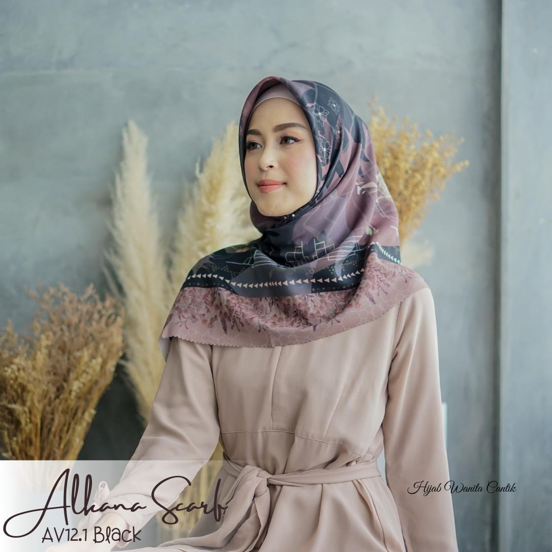 Segiempat Alkana Scarf - AV12.1 Black