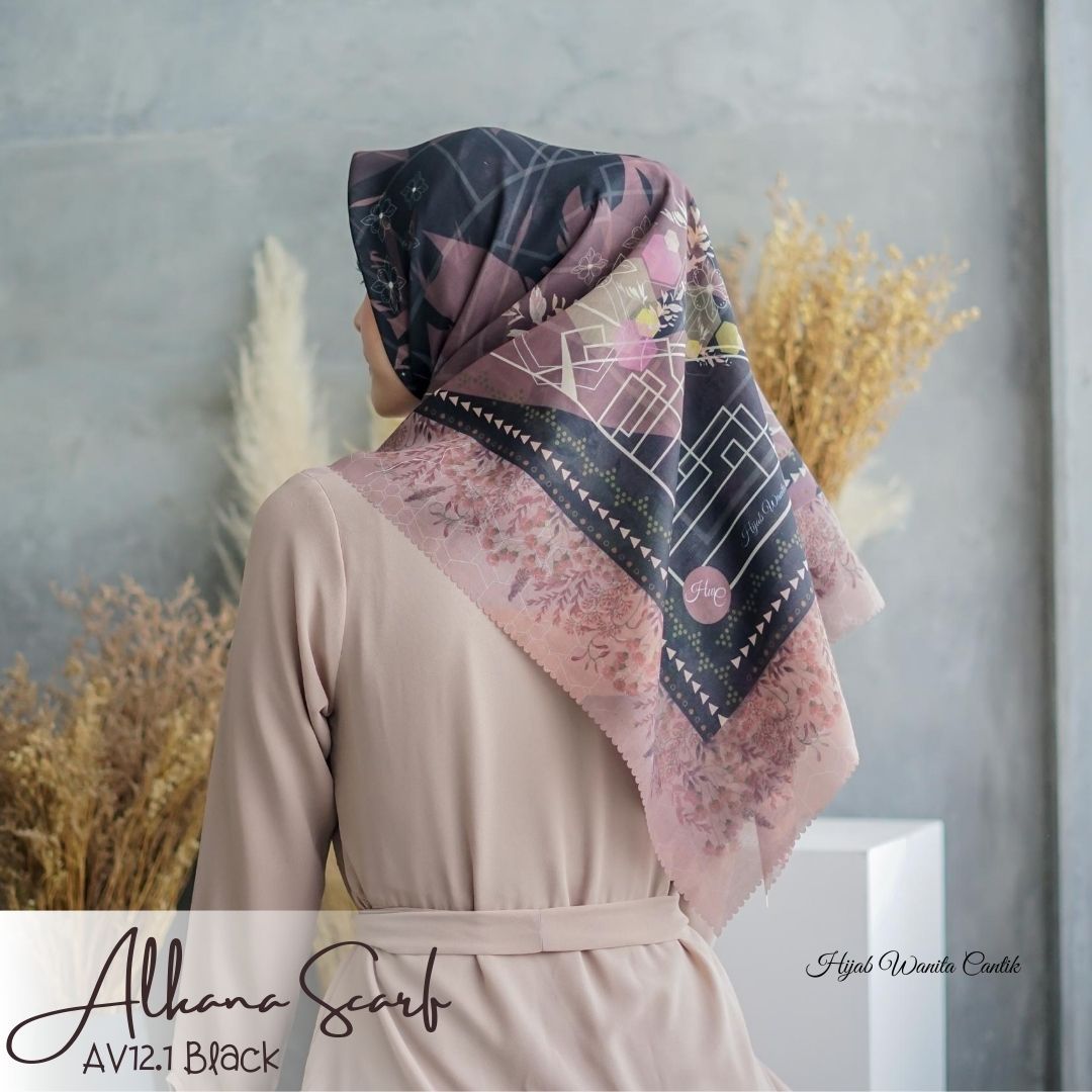 Segiempat Alkana Scarf - AV12.1 Black