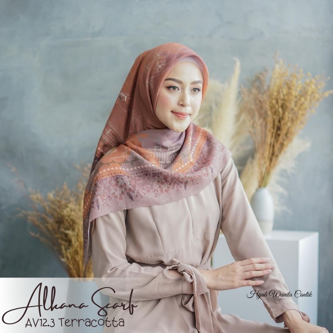 Segiempat Alkana Scarf -  AV12.3 Terracotta